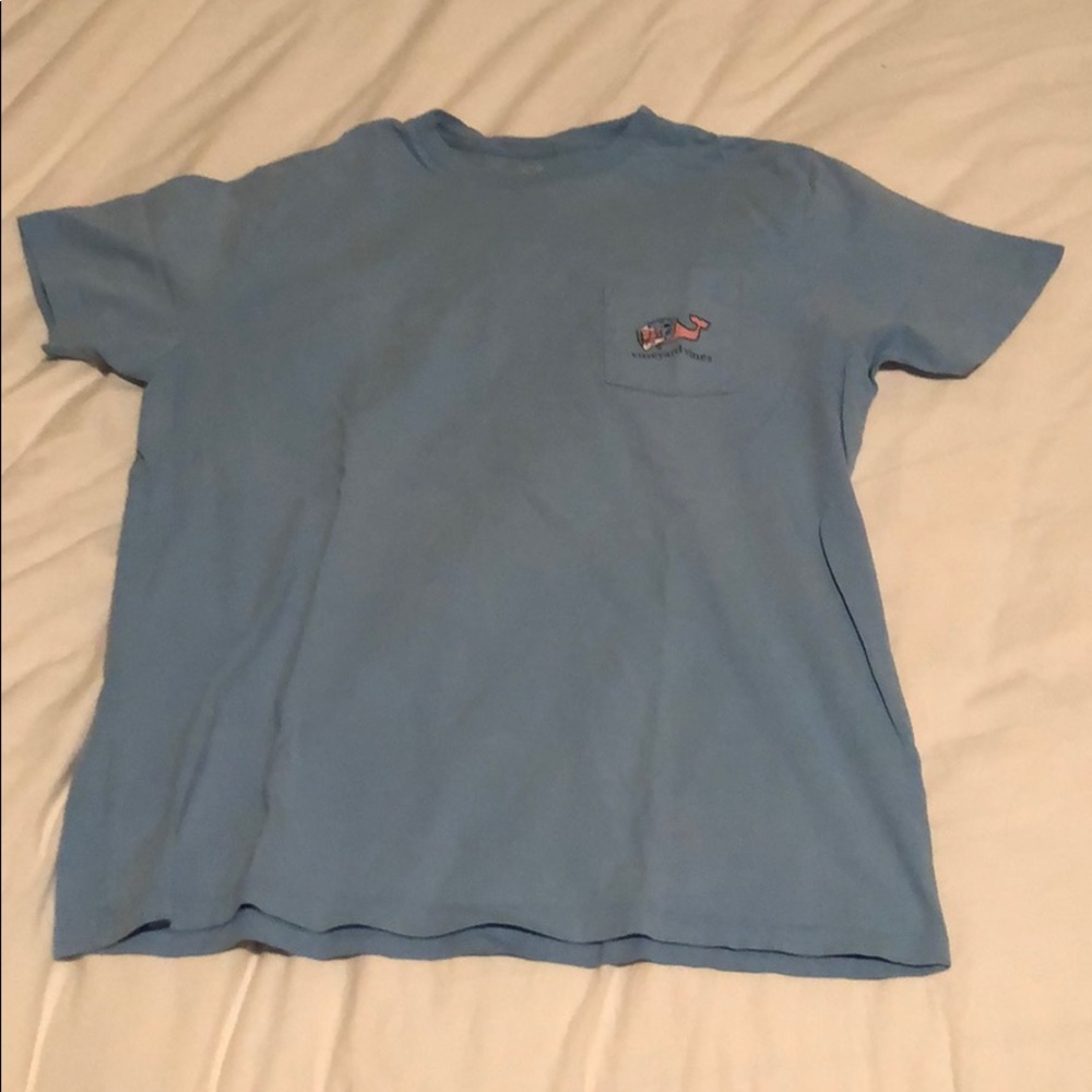 Vineyard Vines T-shirt